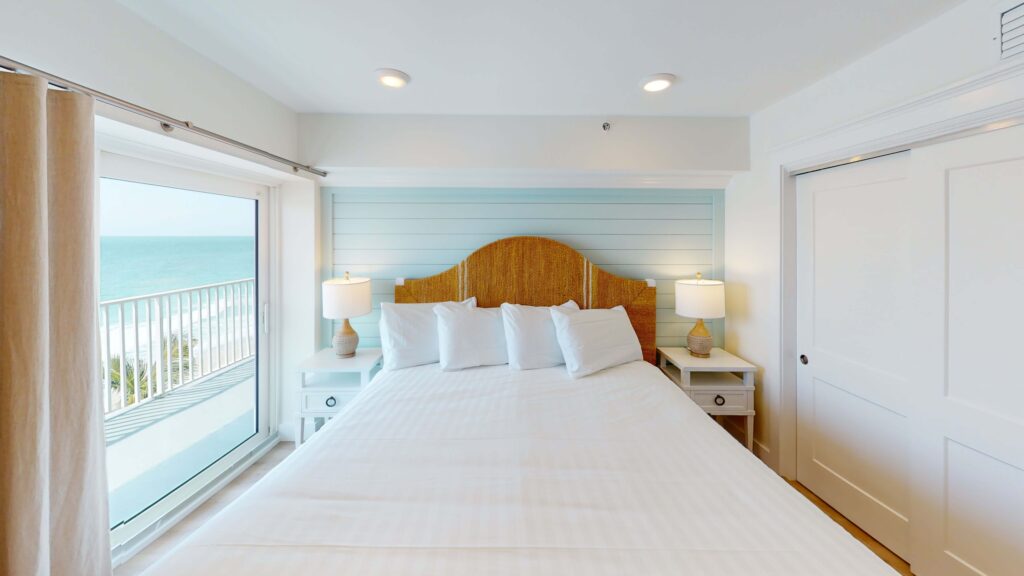 Manasota Key Resort - King and Bunk Suite Villa